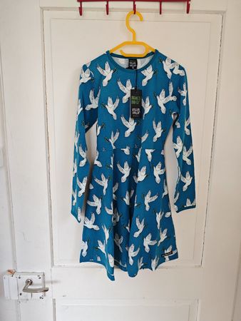 Kleid Villervalla Gr 140   NEU! 