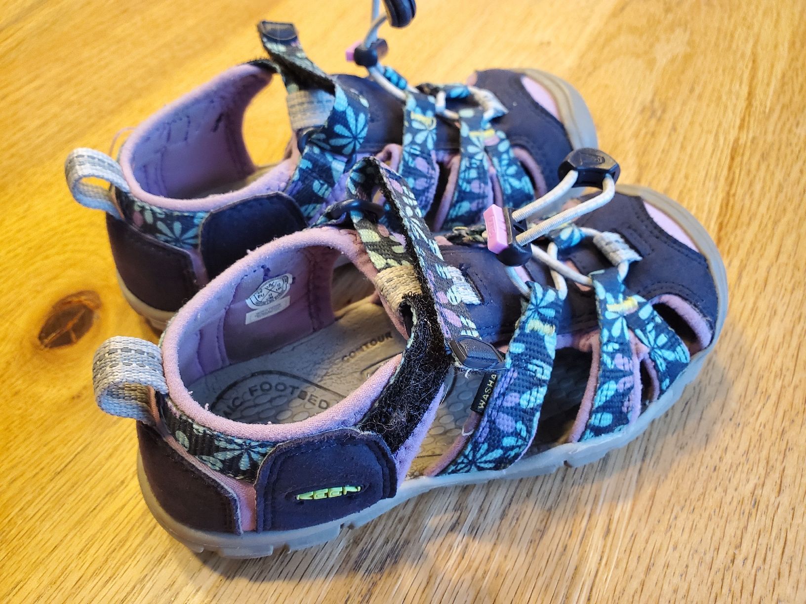 Keen Scarpe per ragazze: Keen CNX Sandalen 29 – Usato da Näfels venduto da Mila0712