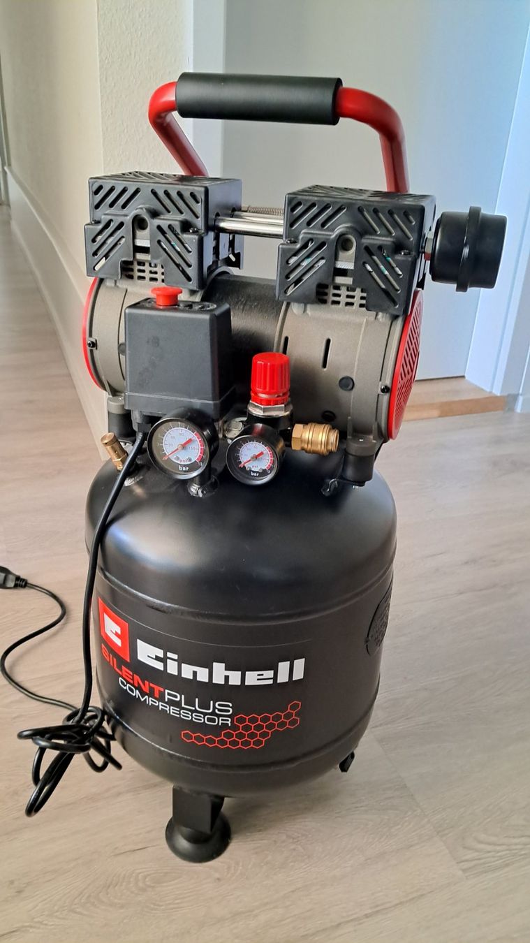 Einhell Compresseurs: Compresseur Einhell TE-AC 135/24 Silent Plus – D'occasion à Neuchâtel par seb_pwr8