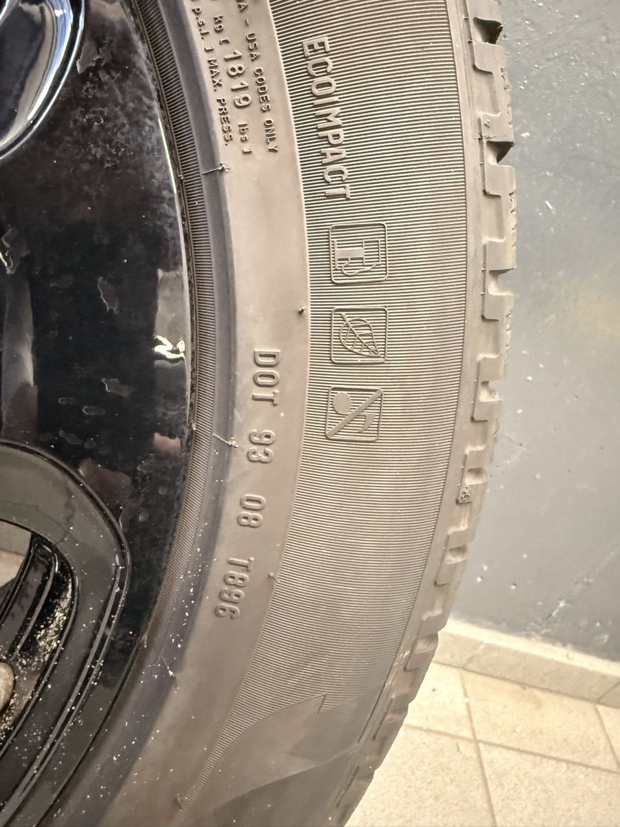 Pneumatici & Ruote complete: Mercedes GLC Winterkompletträder – Usato da Diegten venduto da Lugia46 3