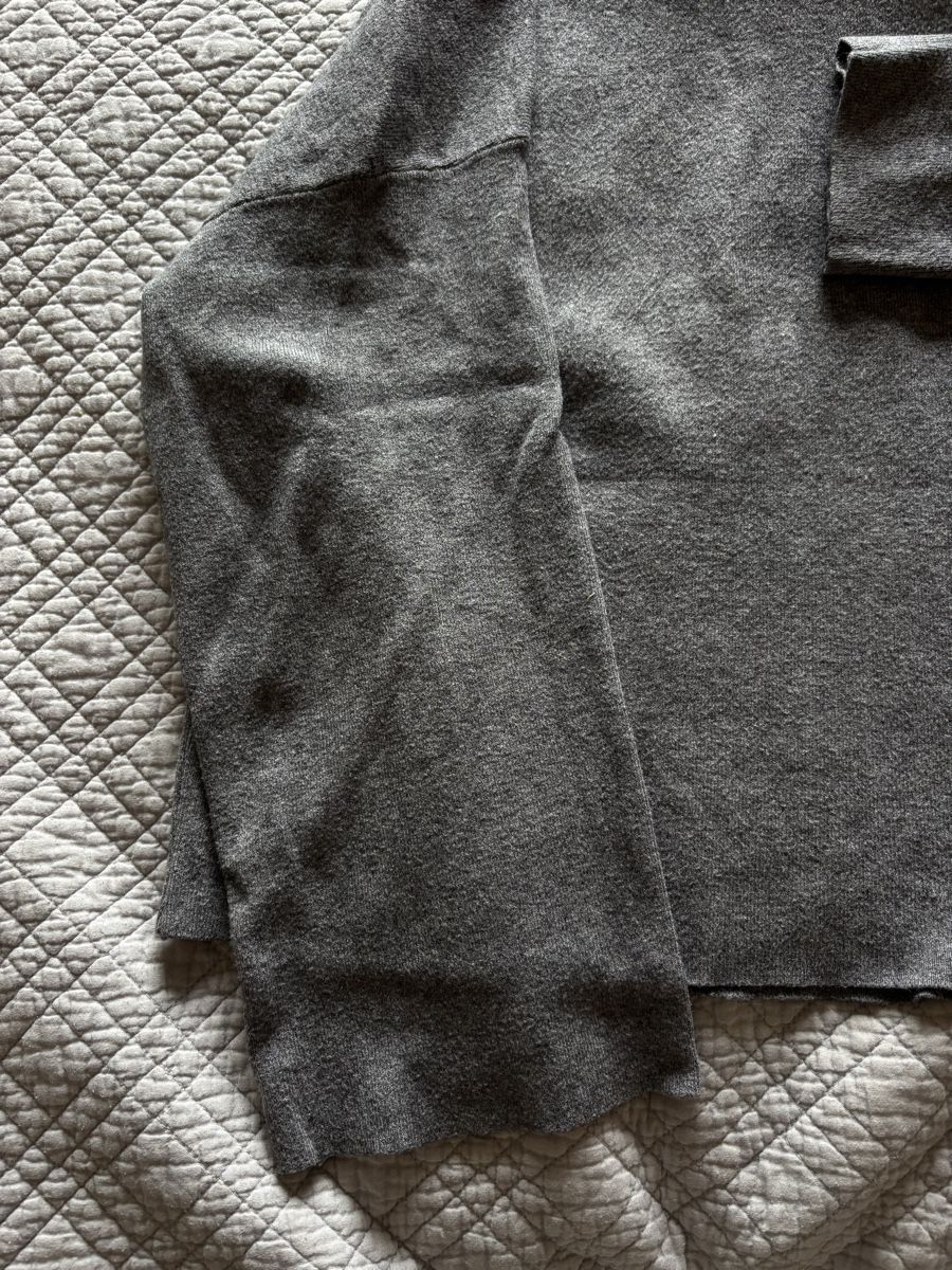 Pulls & Sweat-shirts: Pull col roulé gris – D'occasion à Lausanne par shabnam.t 1