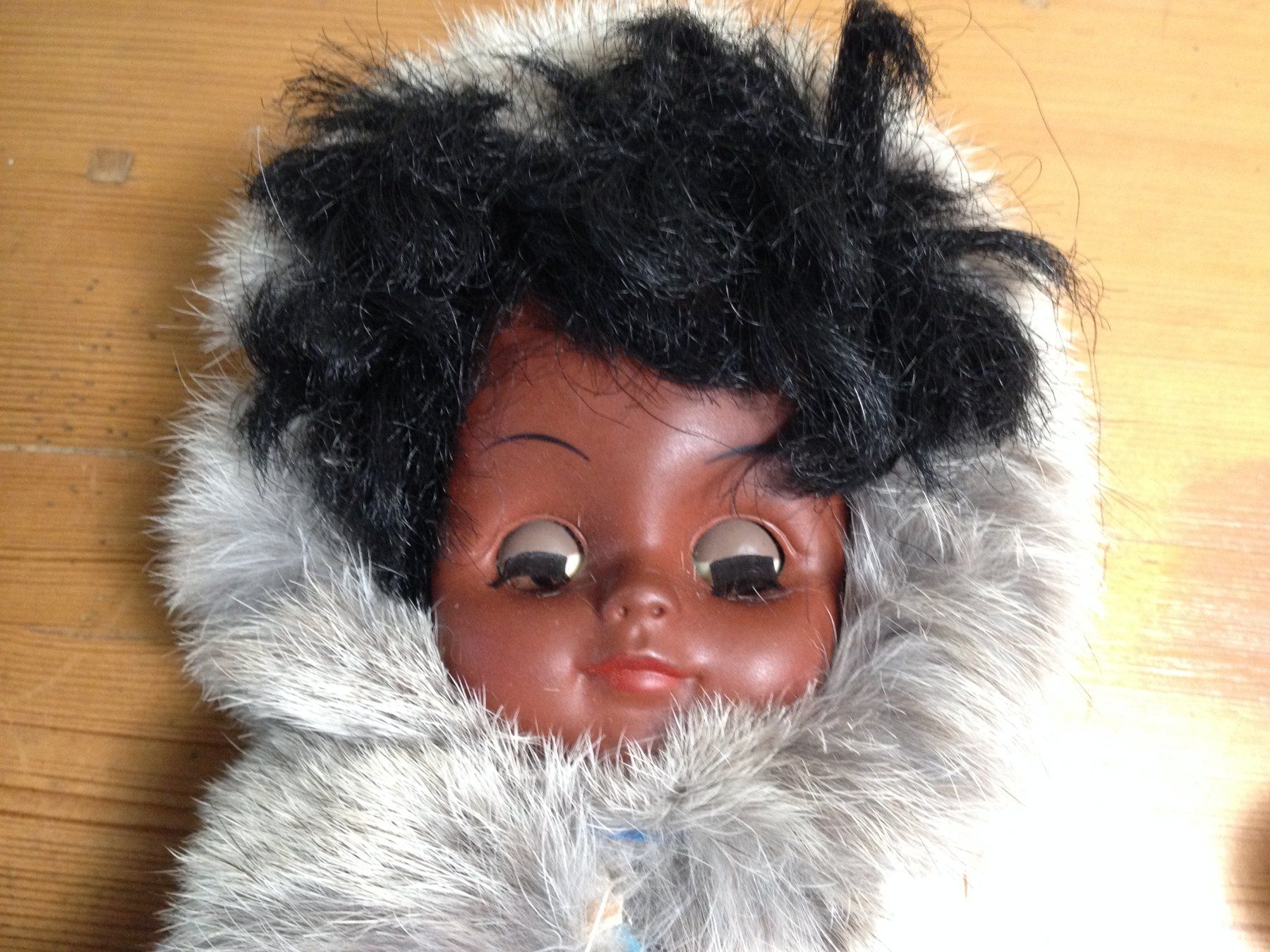 Bambole: poupée Inuit - indian art eskimo - canada – Usato da Vuiteboeuf venduto da broticaire 1