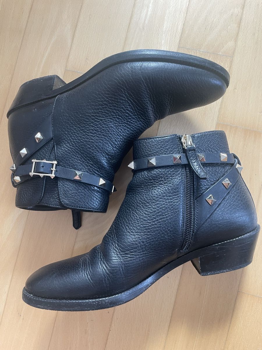 Valentino Damenschuhe: Valentino Garavani Rockstud Boots – Gebraucht aus Dietikon von Peony8 1