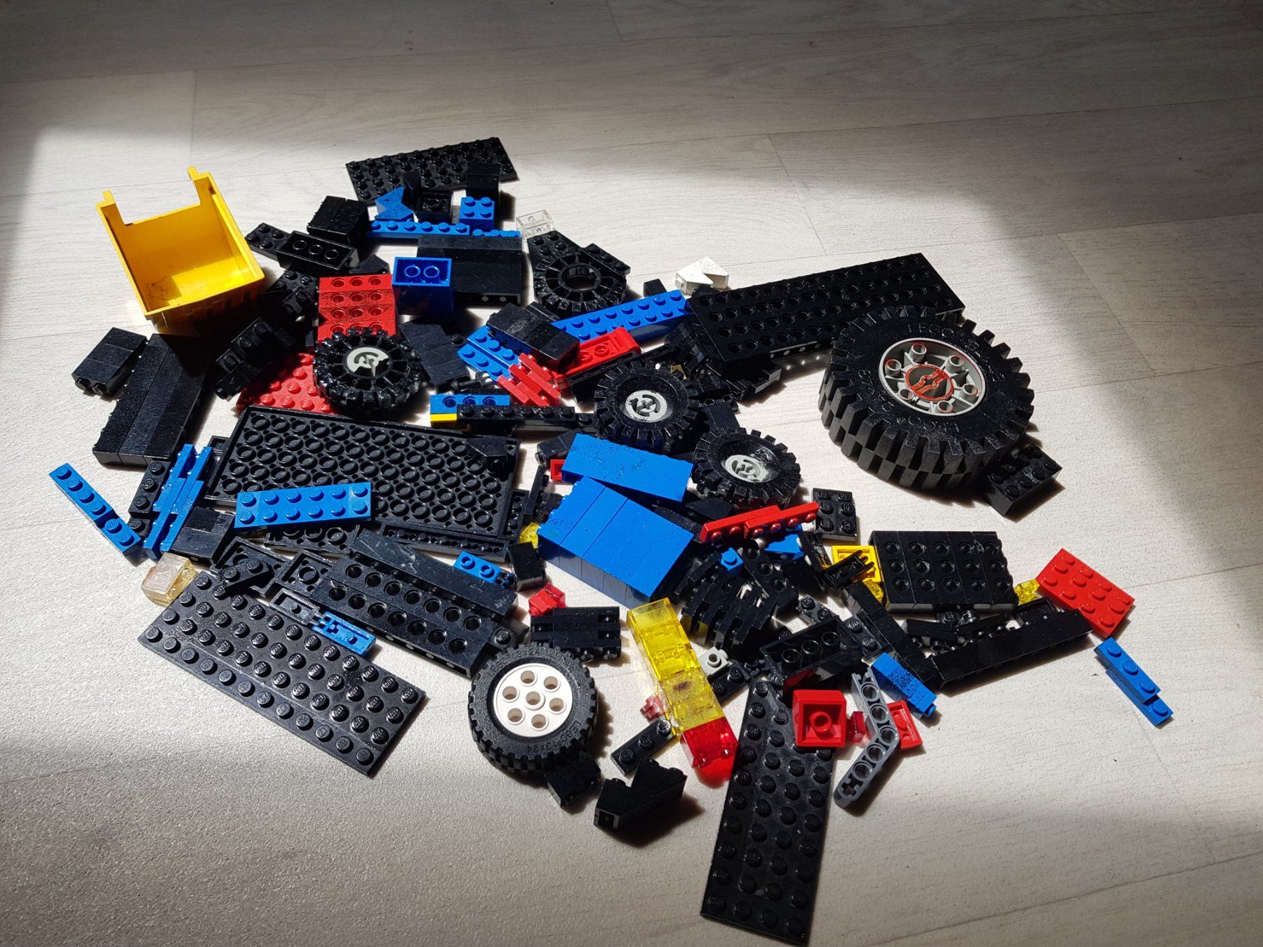 Lego Giocattoli: Legoteile defekt / versprayt / verklebt – Usato da Hausen am Albis venduto da RoBrixX 3