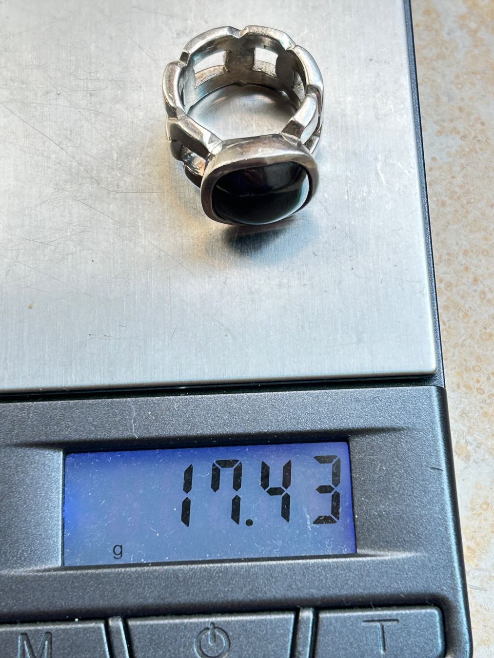 Anelli: Silberring mit schwarzem Stein (Grösse 53) – Usato da Basel venduto da bellespirit 9