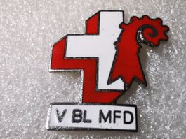 Ansteckpin 9: V BL MFD