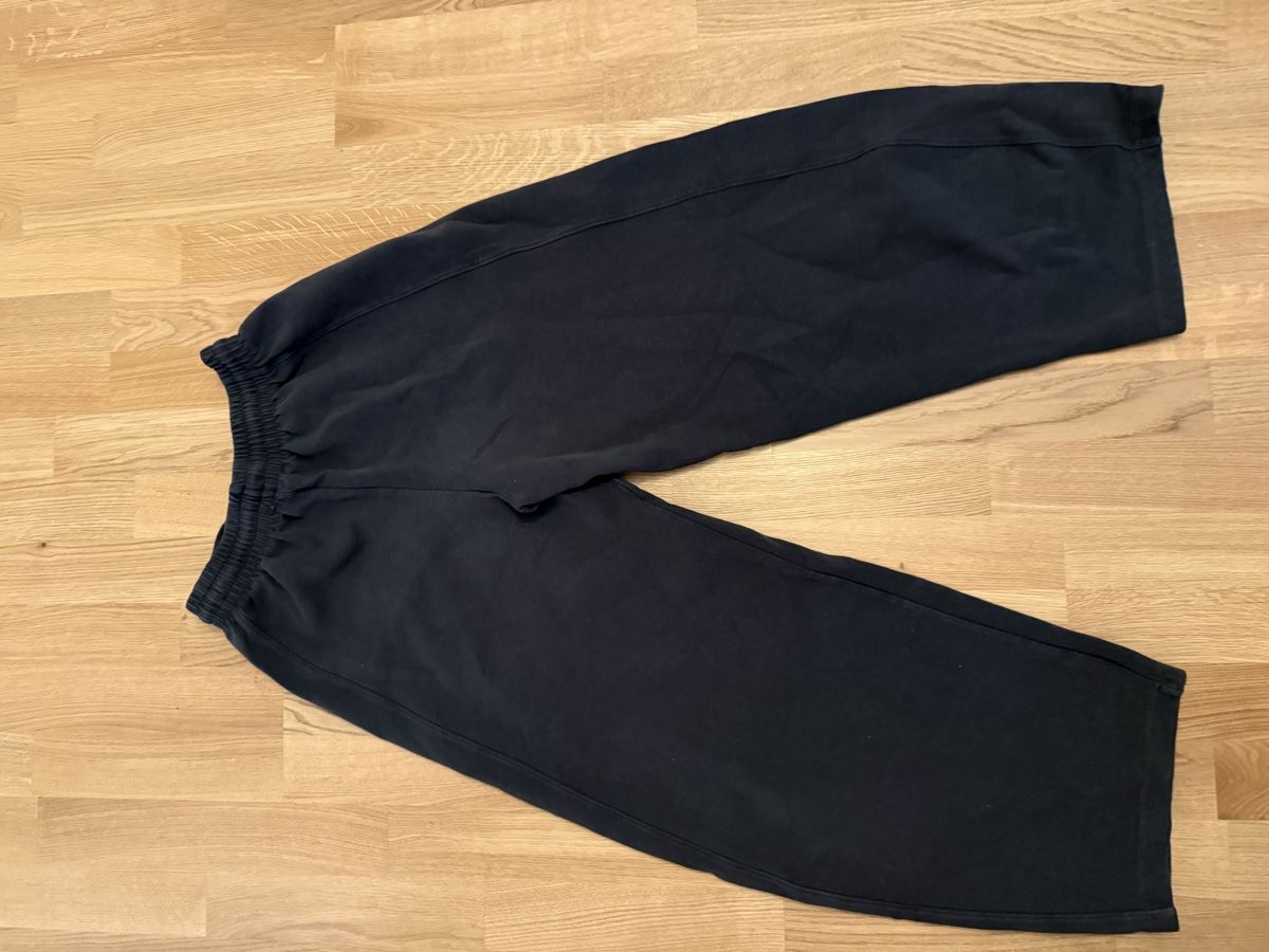Bershka Hosen: Bershka jogginghose grau – Gebraucht aus Basel von tsc_b56w 1