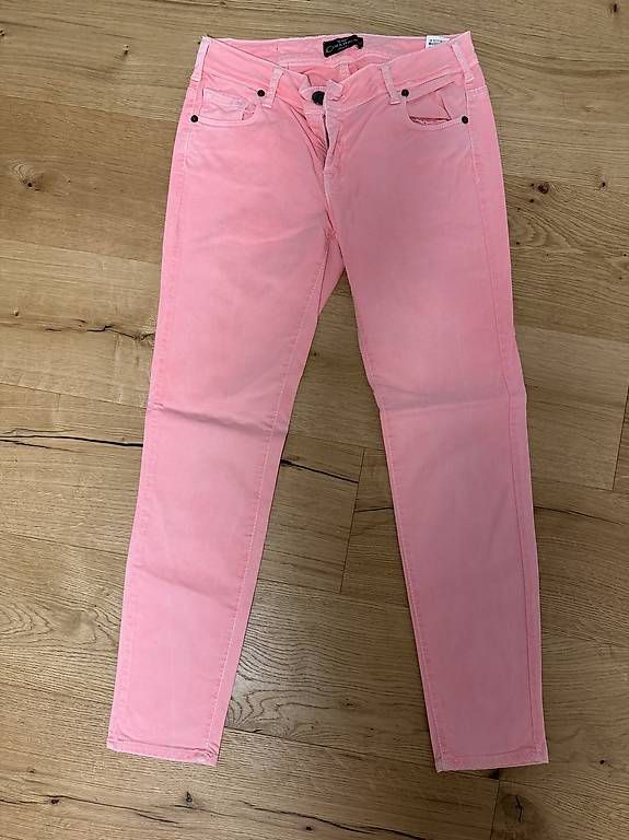 Pantaloni: Damen Hosen – Usato da Dietlikon venduto da AngelinaSt.