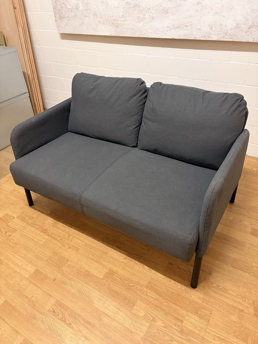 Sofas: Sofa 2-Sitzer – Gebraucht aus Magden von Rosenzweig 1