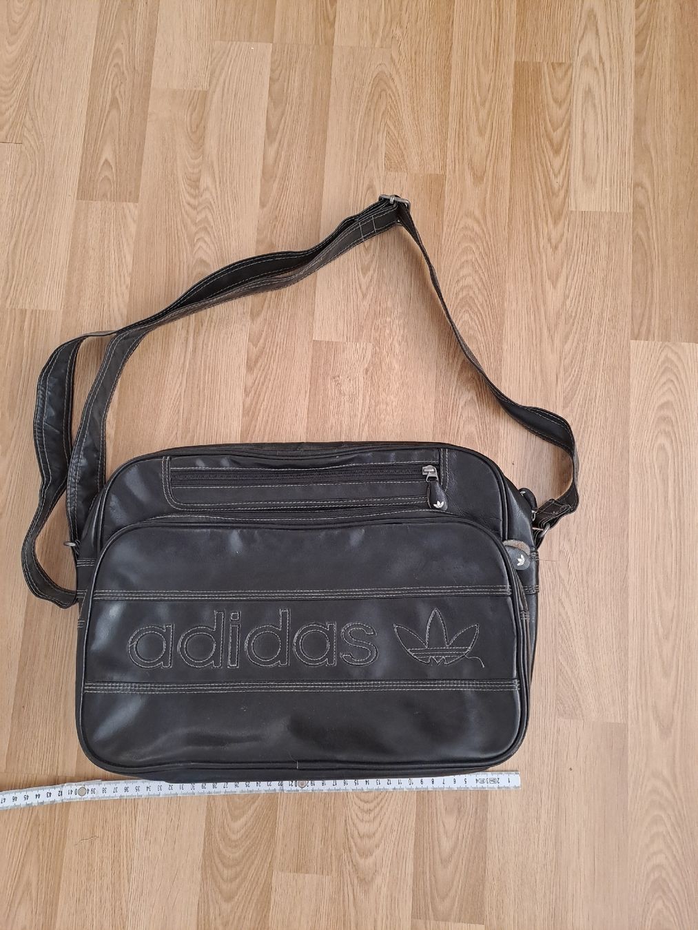 Adidas Sacs: ADIDAS Umhängetasche Shoulder Bag – D'occasion à Basel par suberi_Sach