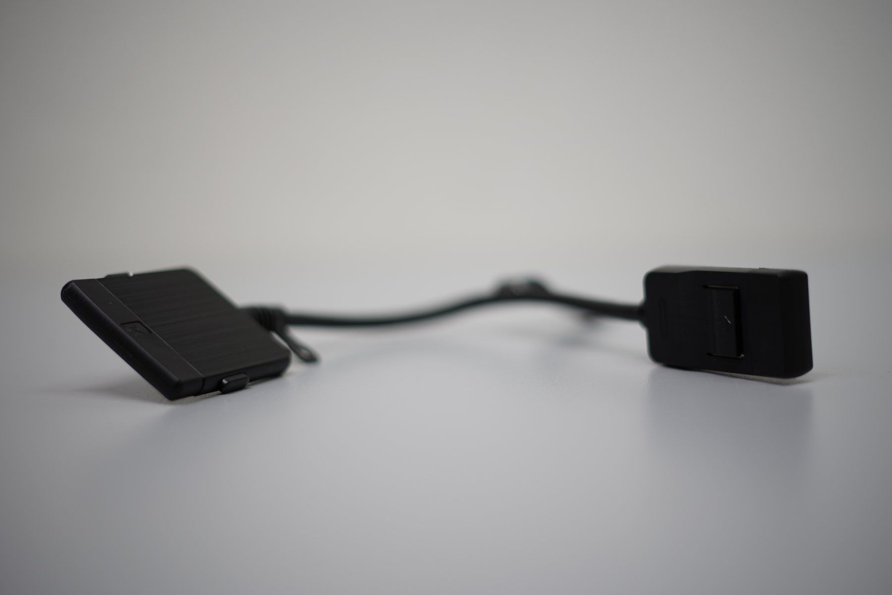 Samsung Cavi: Samsung 20cm One Connect Kabel – Nuovo (secondo la descrizione) da Hochdorf venduto da av-electronics