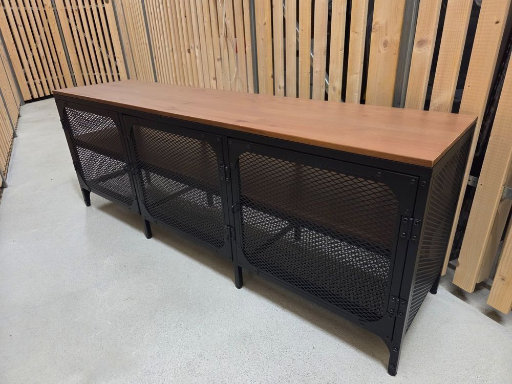 Ikea Mobili TV: FJÄLLBO TV bank – Usato da Zürich venduto da JoseVila