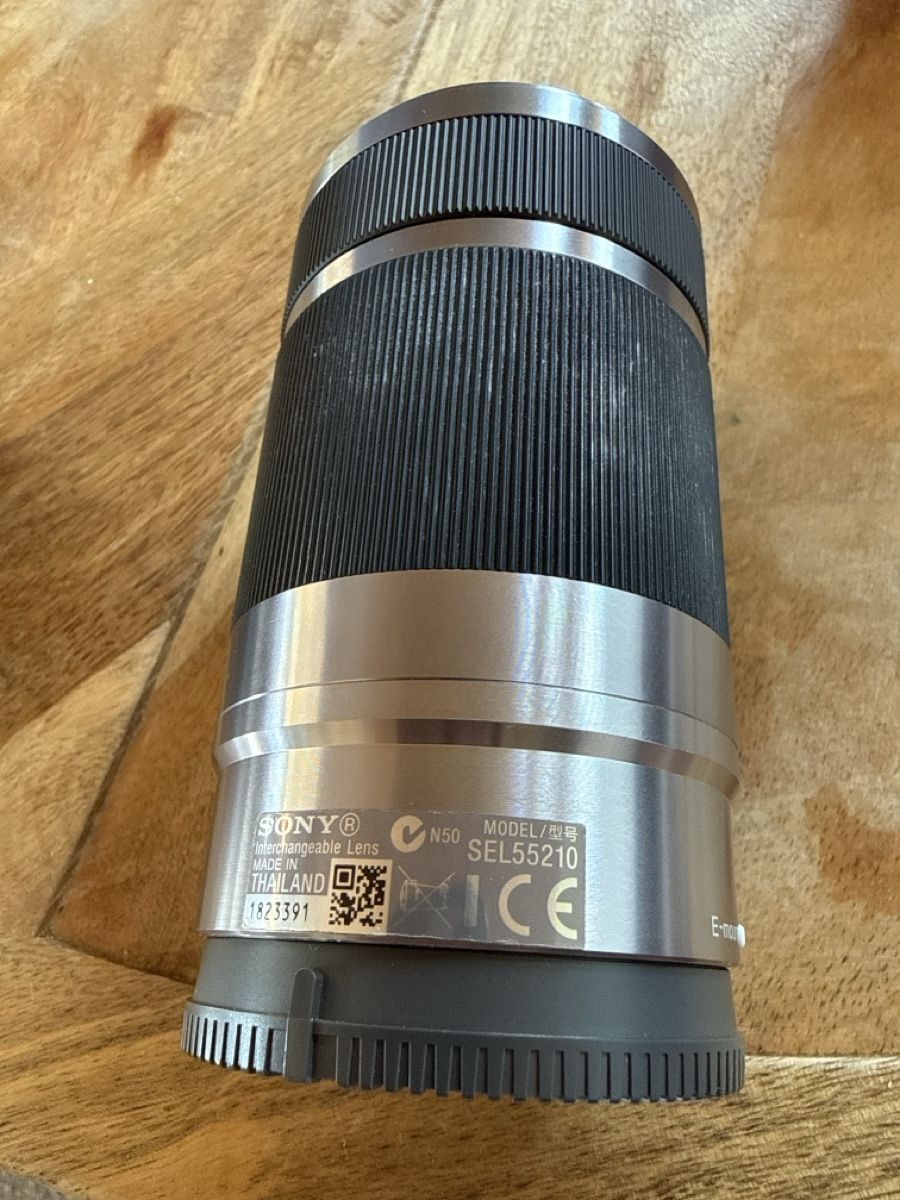 Sony Obiettivi: Sony SEL55210 Zoomobjektiv – Usato da Niederhünigen venduto da man_7ybw