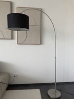 Stehlampe