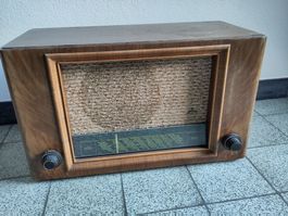 Antiker Radio Siemens ALBIS 432, PTT Zulassung 1943