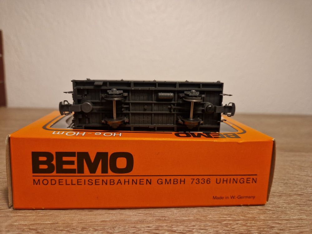 Bemo Modelleisenbahnen: Bemo 2267 Niederbordwagen RhB H0m – Gebraucht aus St-Aubin-Sauges von tantome 2