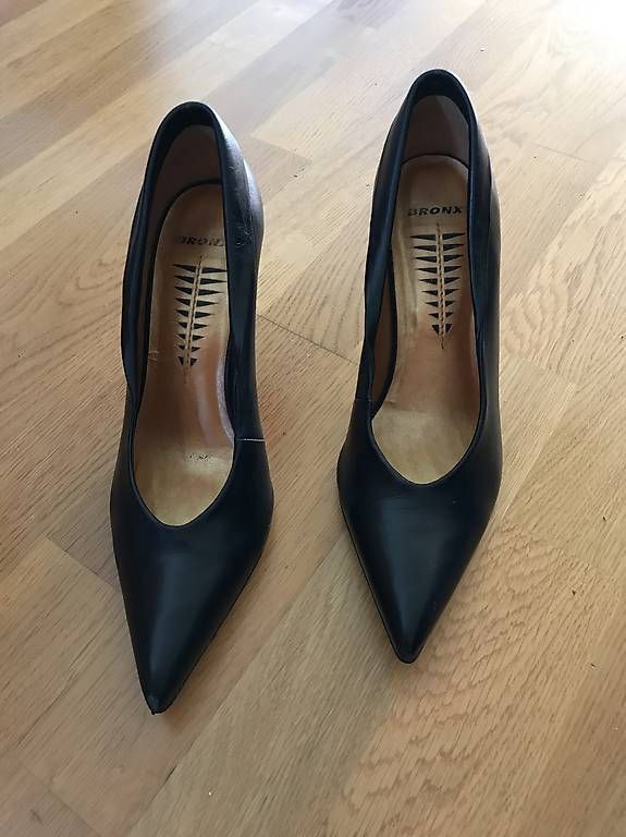 Scarpe da donna: Bronx Lederpumps, Grösse 38, schwarz – Usato da Küsnacht ZH venduto da Mappel