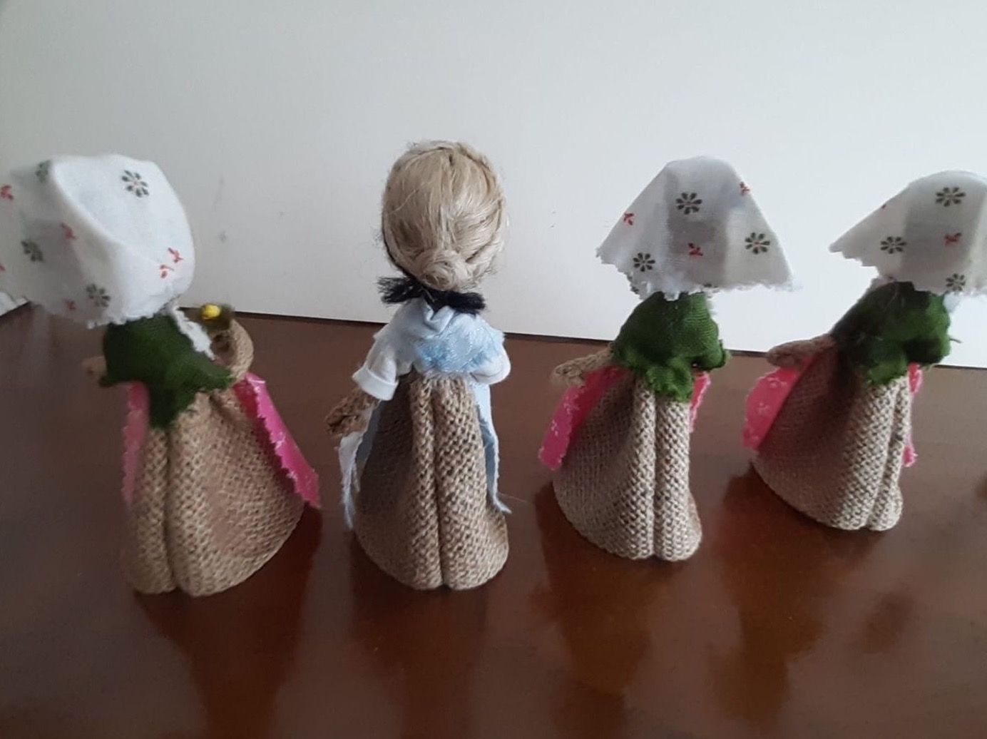 Bambole: 4 mini Puppen – Usato da Luzern venduto da Sontru 2