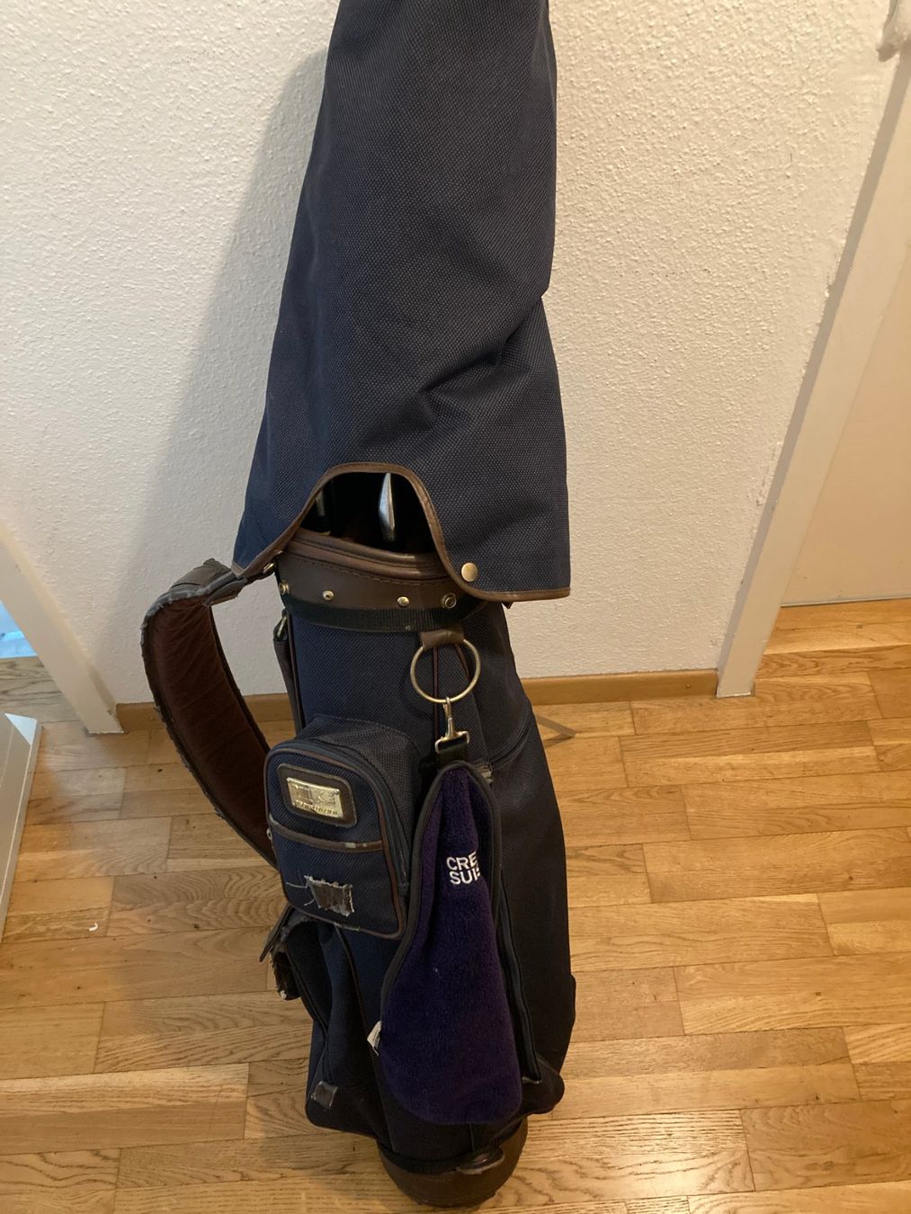 Clubs & Sets: Golfset Cobra, Guter Zustand! – D'occasion à Glattbrugg par Me1996