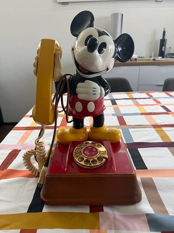 Telefoni: Wählscheibe Telefon – Usato da Sursee venduto da Sportsreh