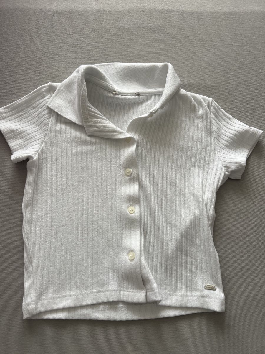 T-shirt: Süsses Crop Top mit Kragen Grösse S – Usato da Wettingen venduto da Jaaani