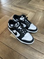 Nike Dunk Low schwarz weisse Grösse 43 gebraucht