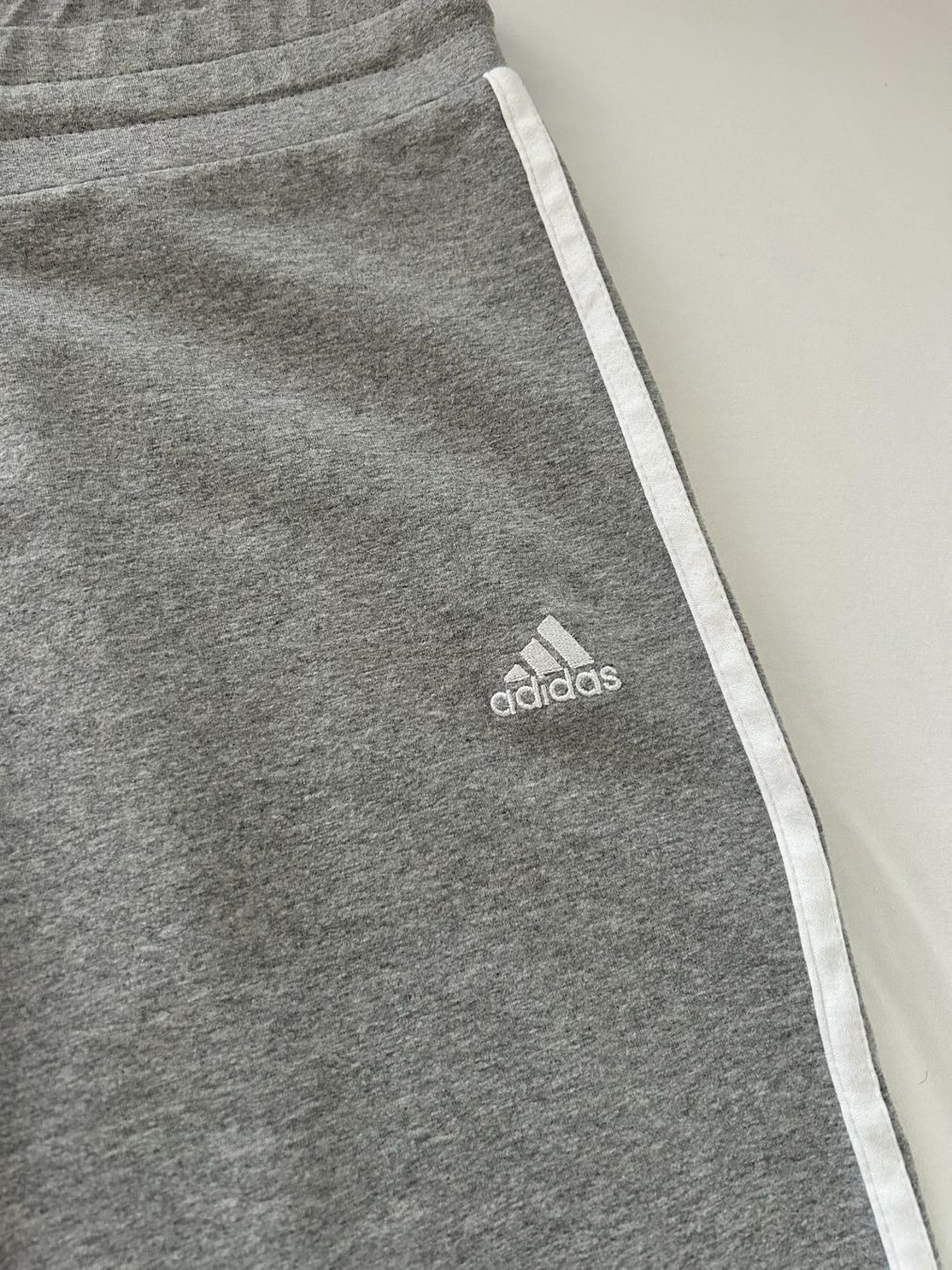 Adidas Completi & Tailleur: Training Damenanzug  Adidas – Usato da Zofingen venduto da Bolec 7