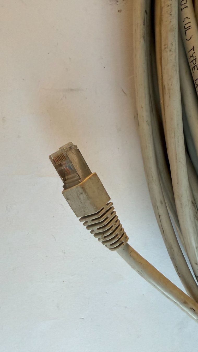 Kabel: Netzwerkkabel 45-50m – Gebraucht aus Huttwil von Thoste 6