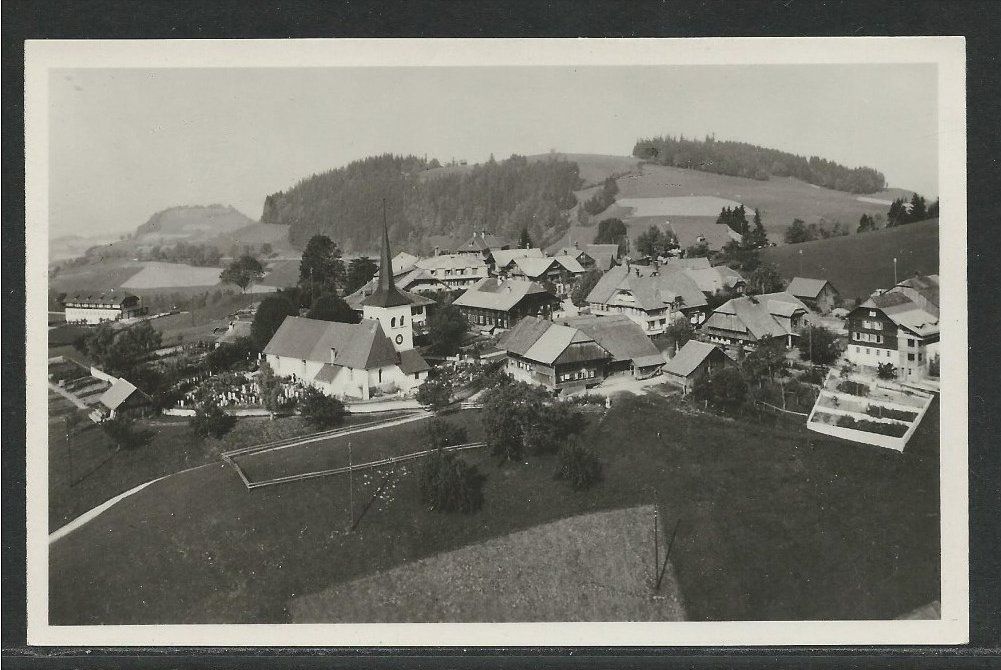 Cartoline postali: Guggisberg Fliegeraufnahme – Usato da Lausanne venduto da Polo07