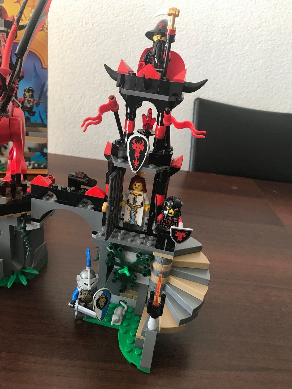 Lego Baukästen: Lego castle 70403 dragon mountain – Gebraucht aus Châtel-St-Denis von  3