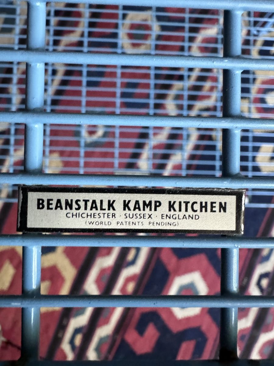Scaffali: Beanstalk Kamp Kitchen – Usato da Bern venduto da honolalu 2