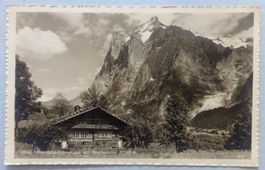 Grindelwaldnerhaus mit Wetterhorn 3708 m