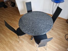 Granit Esstisch, 4 Stühle, 115/195 cm, top Zustand NP: 3'300