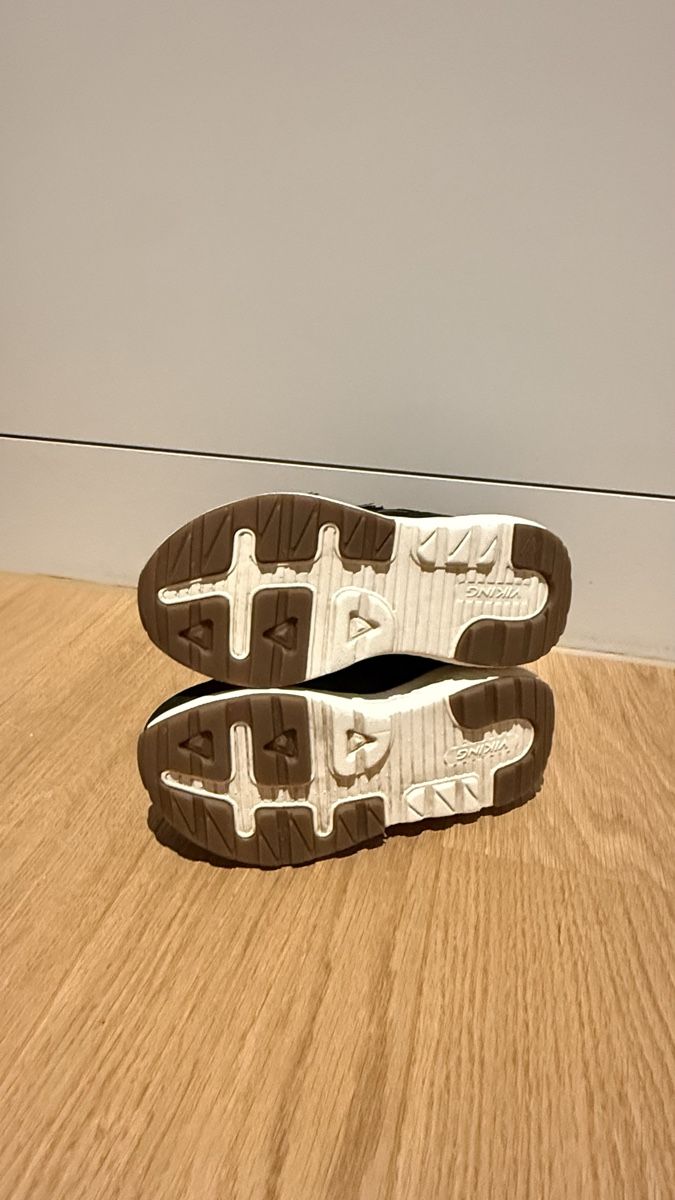 Viking Scarpe per ragazzi: Viking Kinderschuhe – Usato da Winterthur venduto da Alb9 2