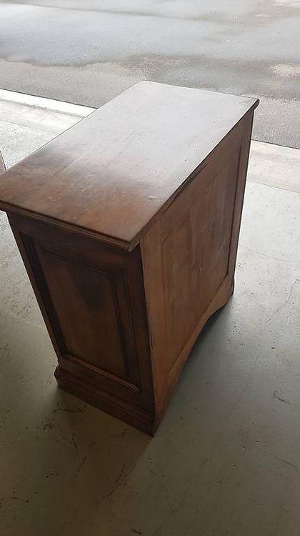 Commodes: Antik Möbel  – D'occasion à Engelberg par chria86 1