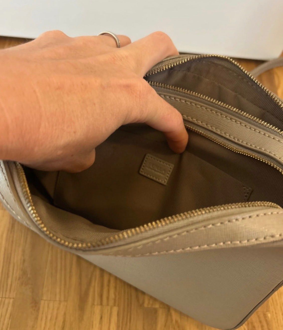 Furla Sacs femmes: Tasche grau furla – D'occasion à Bottmingen par Warta 4