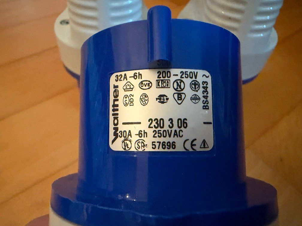 Walther Spine: Stecker CEE32/6 230V blau Walther – Usato da Ehrendingen venduto da KOLA16 2