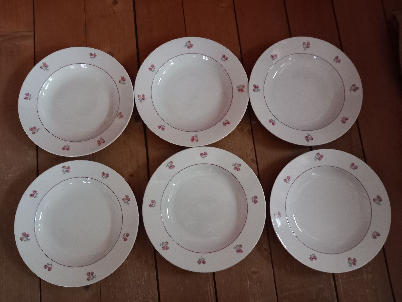 Set di piatti: Geschirrset. Langenthal – Usato da Nänikon venduto da Haexli_70 6