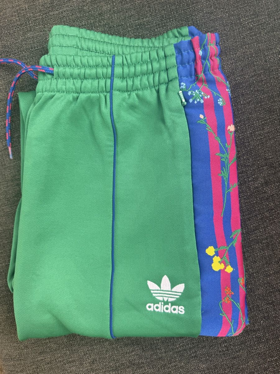 Adidas Giacche: Trainer von ADIDAS / Grösse: 38  – Usato da hendschiken venduto da hippielfe 3