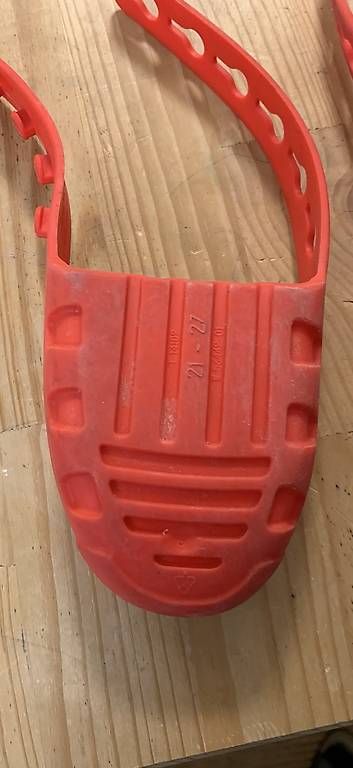 Chaussures garçon: Kinderschuhe Schutzüberschuhe Gr. 21 - 27 – D'occasion à Zofingen par zofredam 2