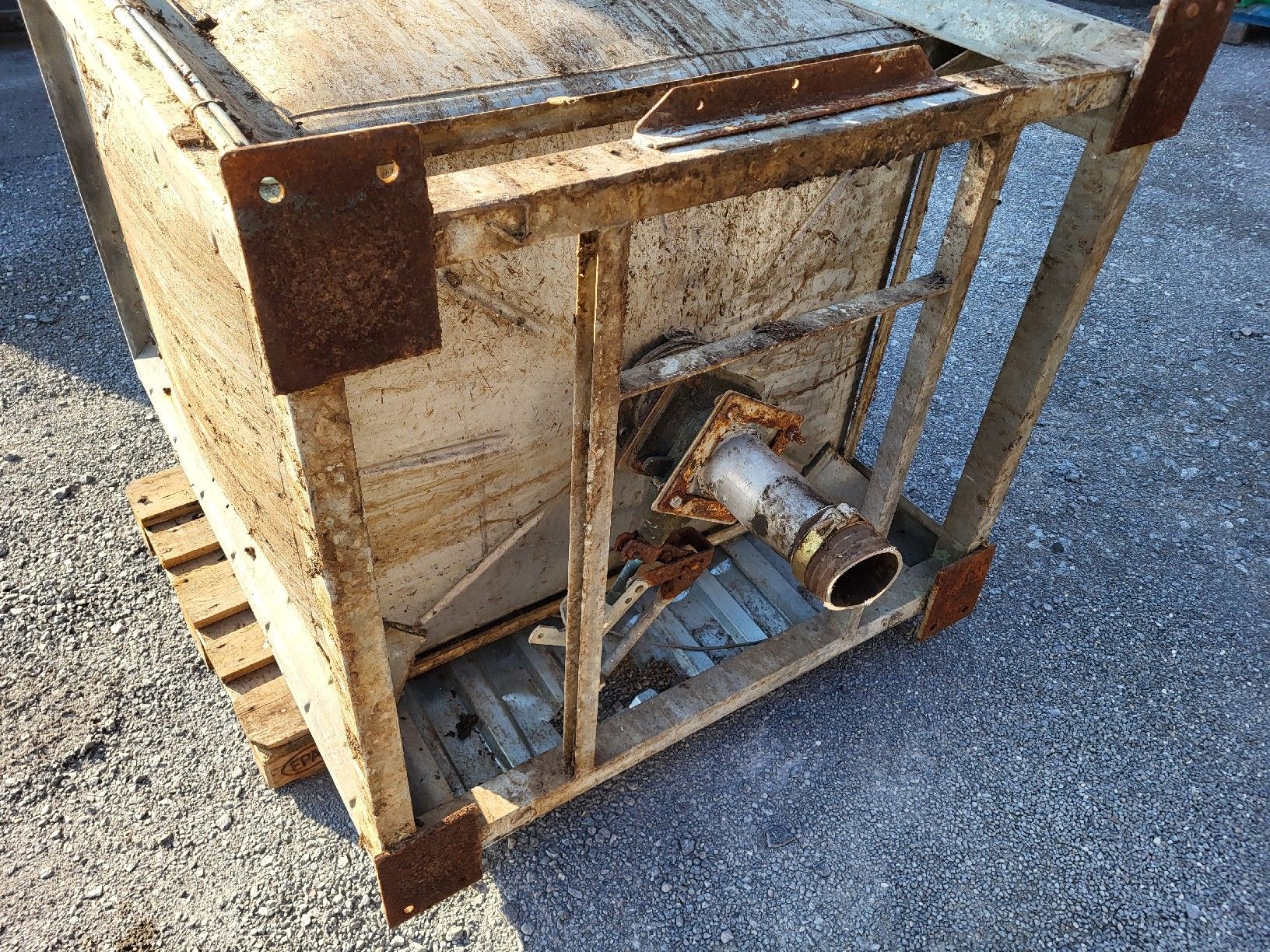 Gülleaufbereitung: Tank ca 1000L Gülle – Defekt aus Giswil von Hans83 3