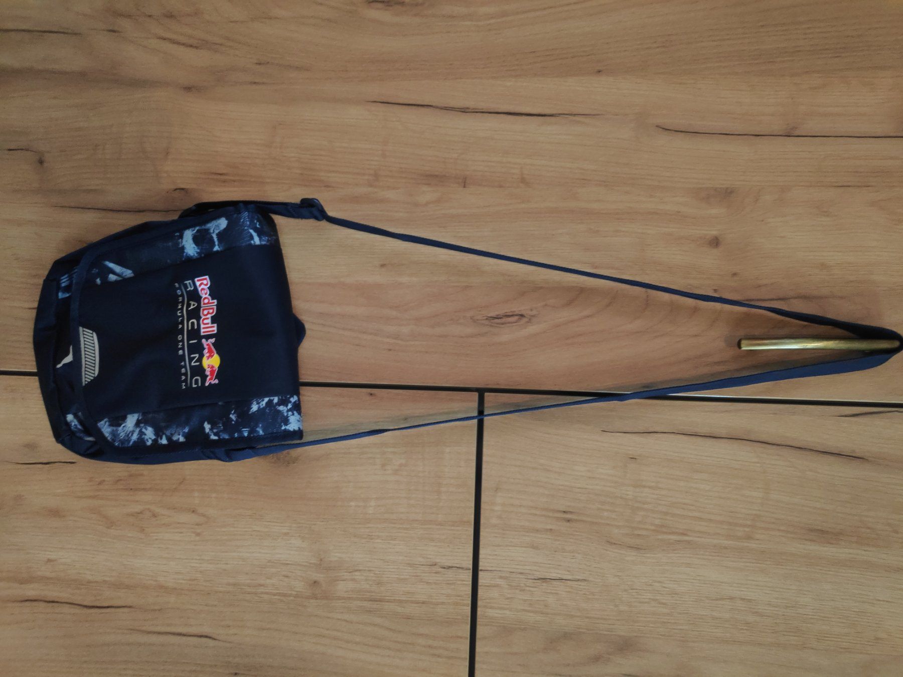 Puma Taschen: Sac à bandoulière Puma – Neu und originalverpackt aus Couvet von fat_kyl7