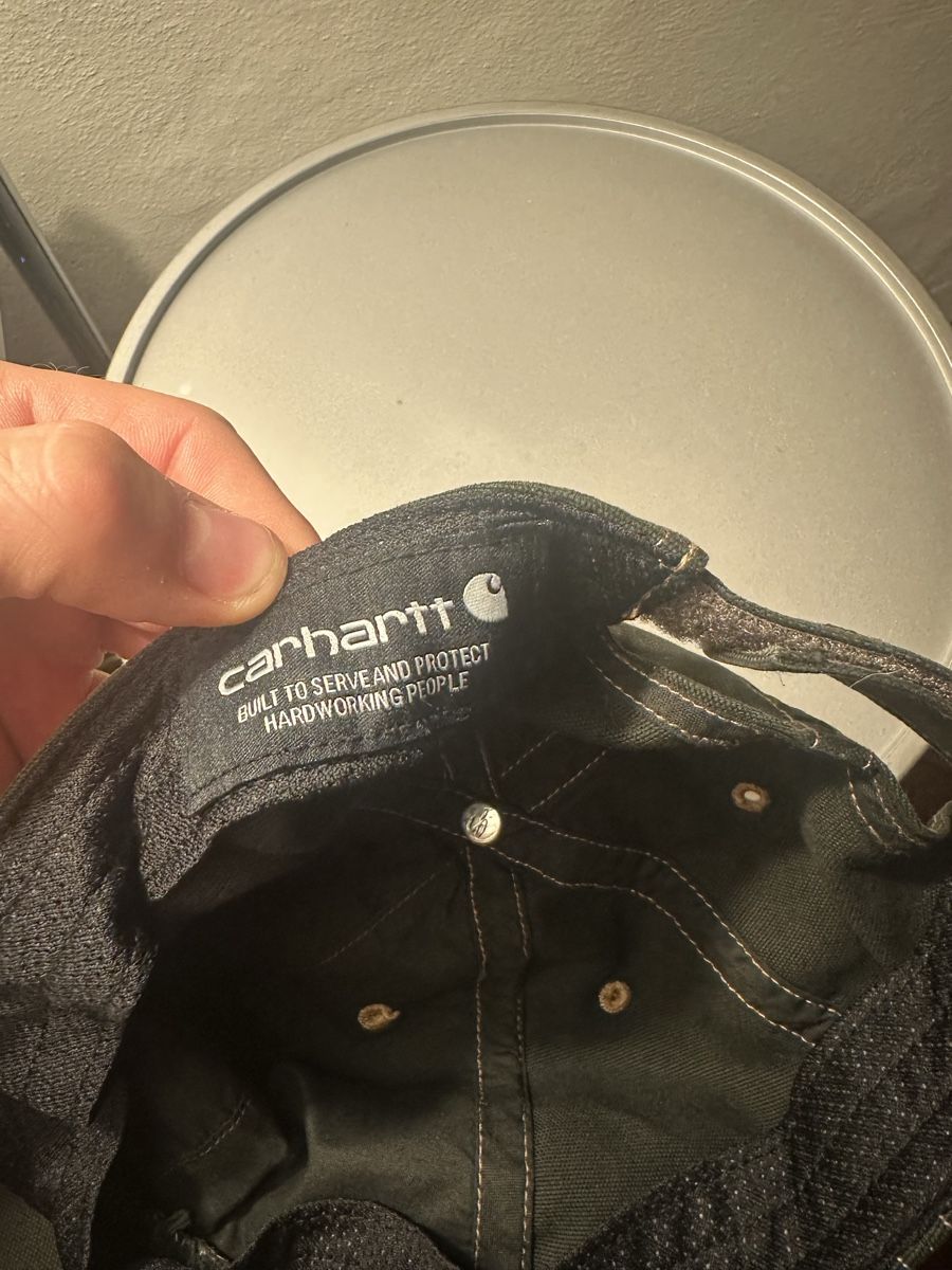Carhartt Altro in  Abbigliamento & Accessori: Carhartt Cap  – Usato da Männedorf venduto da willywonka14 2