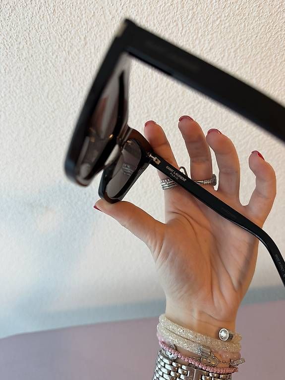 Saint Laurent Occhiali & Lenti: Saint Laurent Sonnenbrille – Usato da Rotkreuz venduto da andgav11 2