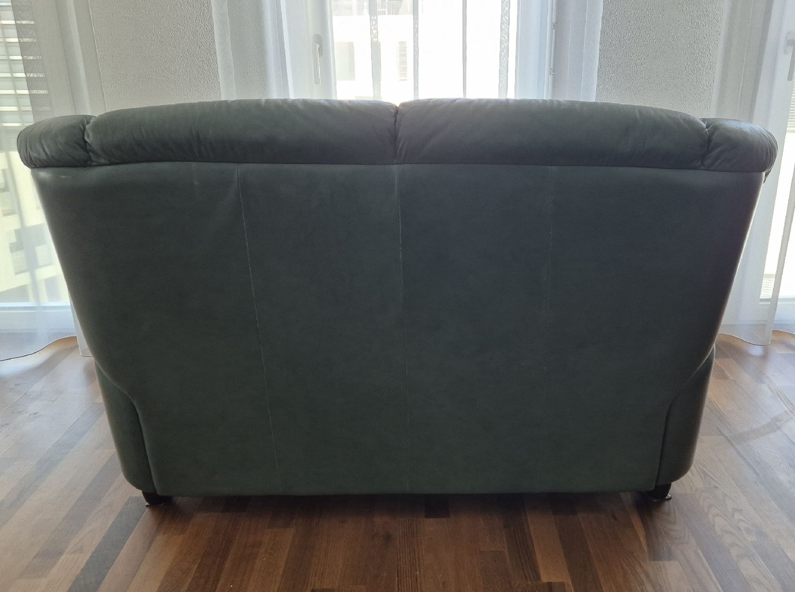 Divani: Canapé vert  – Usato da Lausanne venduto da ben_m6qx 3