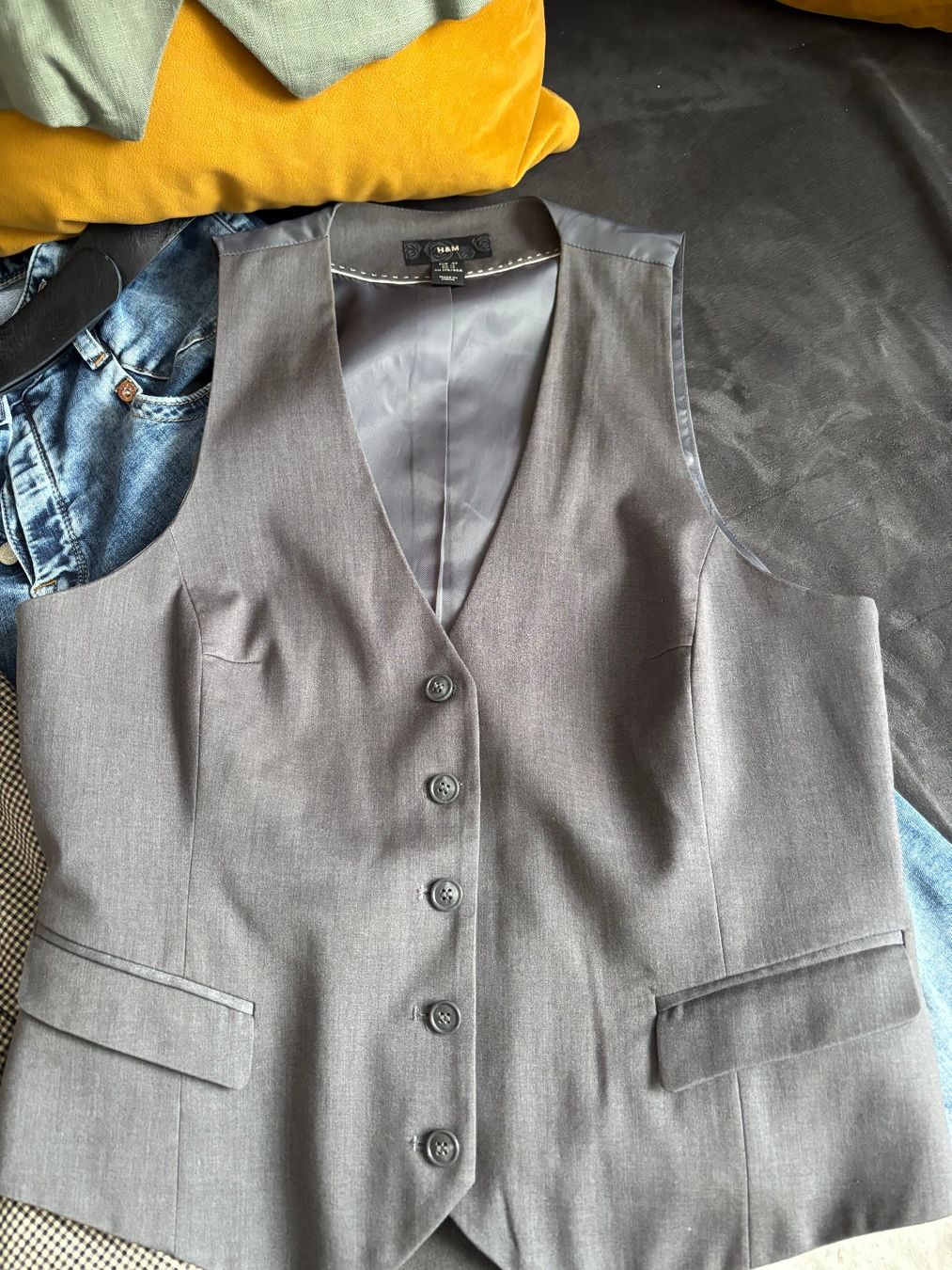 Lotti di vestiti: GILETS 5 Teile neuwertig – Nuovo (secondo la descrizione) da Merishausen venduto da yourdream 4