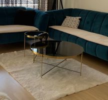 Tavolini da salotto moderni con piano in vetro nero e oro