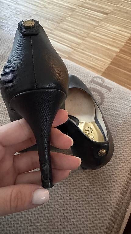 Chaussures femmes: Michael Kors Pumps - Gr.36 – D'occasion à Zürich par val_9sjh 4