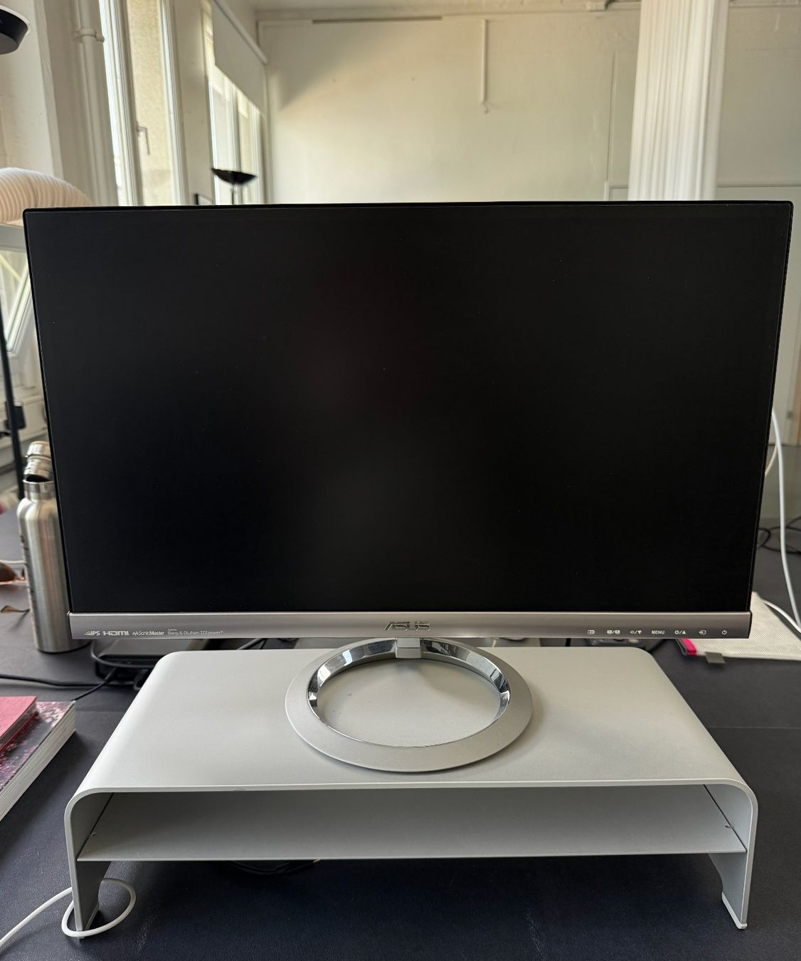 Monitor: Bildschirm ASUS inkl. Gestell – Usato da Niederweningen venduto da Anemati