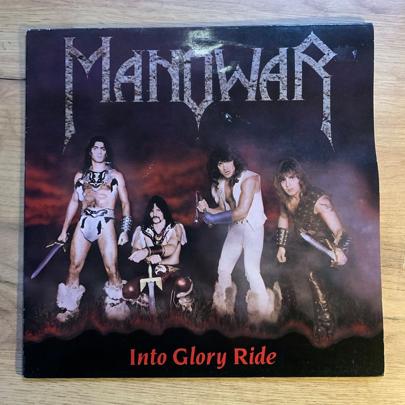 Dischi in vinile: MANOWAR - INTO GLORY RIDE...OG UK 1983...VG+/VG – Usato da Gals venduto da Diskopatshop